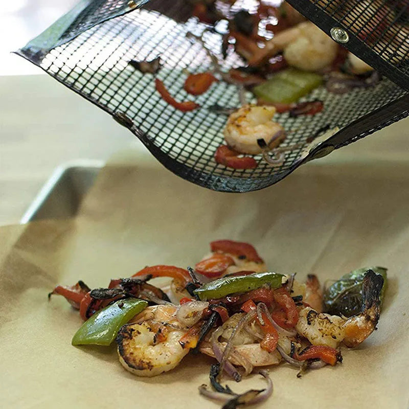 Camping barbecue veggie mesh bag BBQ Barbecue baking isolation pad.